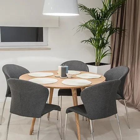 아파트 Deja Views - Znjan