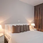 Deja Views Apartment *