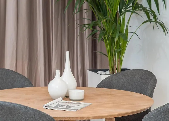 Apartment Deja Views